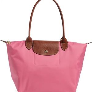 Brand NEW wo tags LONGCHAMP PURSE